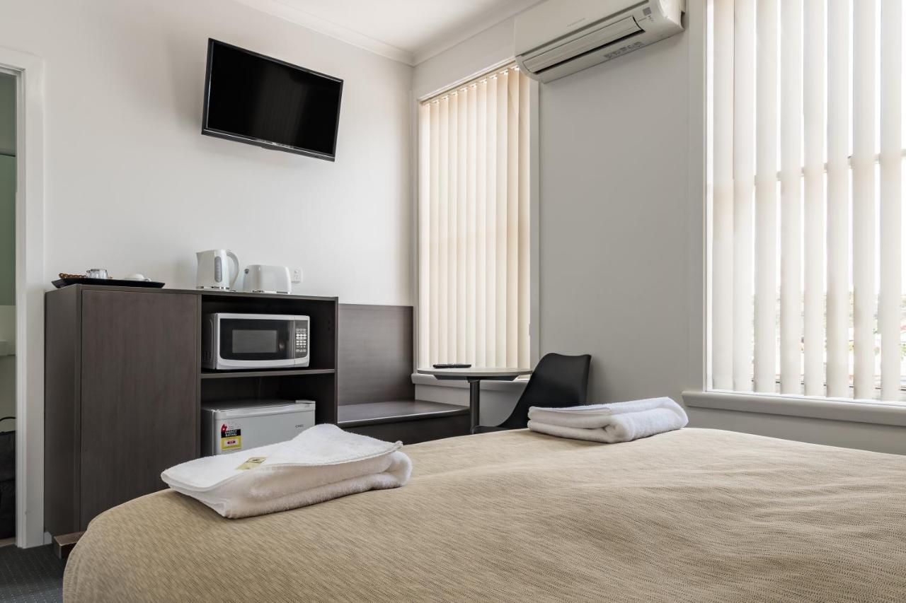 Somerset Hotel Экстерьер фото